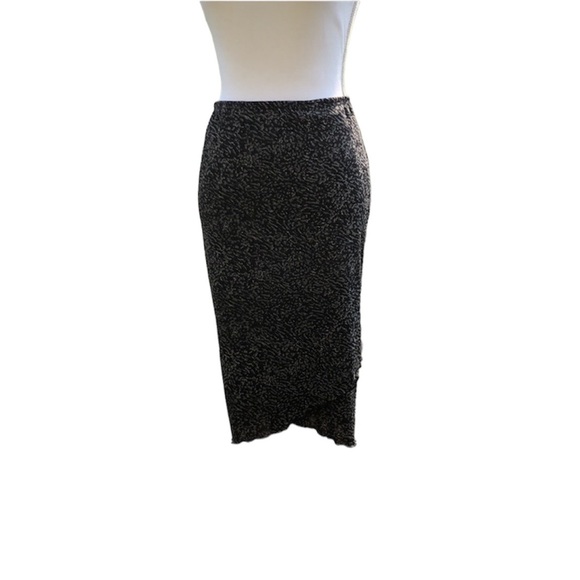 Skirt bundle. Small and medium sizes. 2 skirts. - Picture 6 of 11